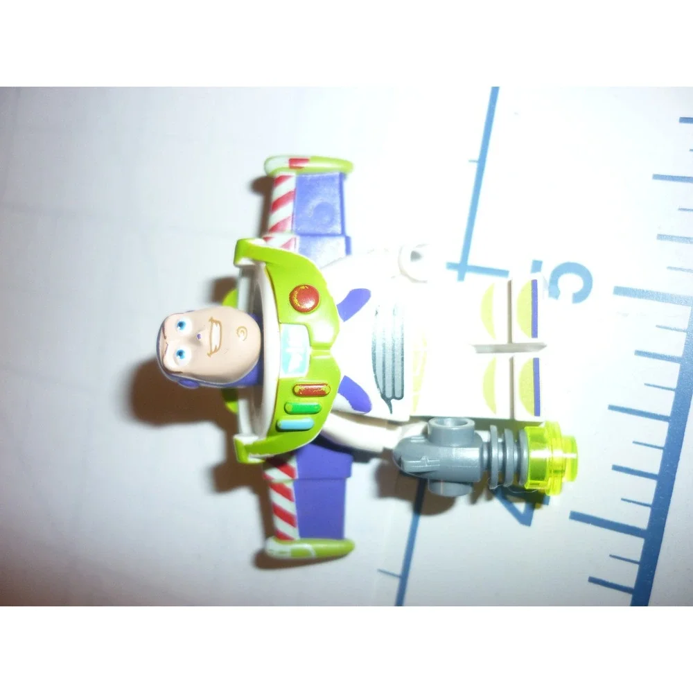 LEGO Toy Story Buzz Lightyear Minifigure with‎ Wings and Laser Accessory 2010